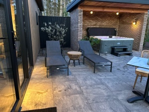 Wellnesslodge Kievit in Drenthe jacuzzi
