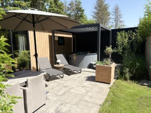 Wellness lodge Scholekster terras